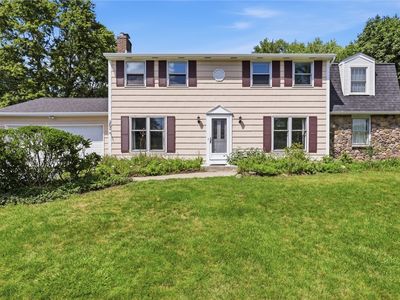 Property at 262 Hillary Ln, Penfield, NY