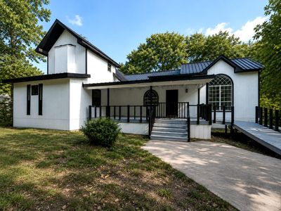 20696 Brazos Dr
