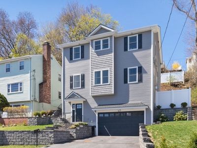 20 College Farm Rd