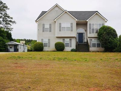 220 Courtlyn Way