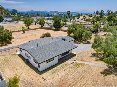 1245 Tres Lomas Dr