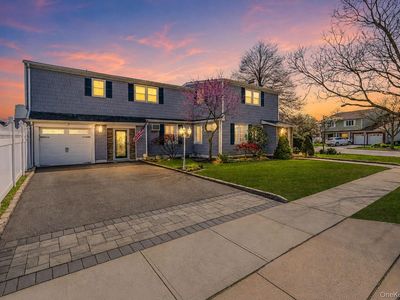 2 Sutton Place