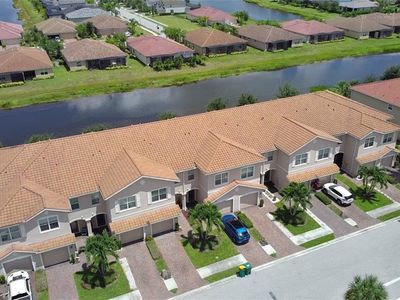 2744 Blossom WAY