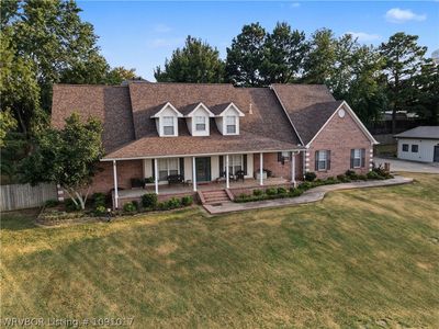 913 Azure Hills Dr
