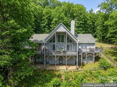 872 Mountainside Dr