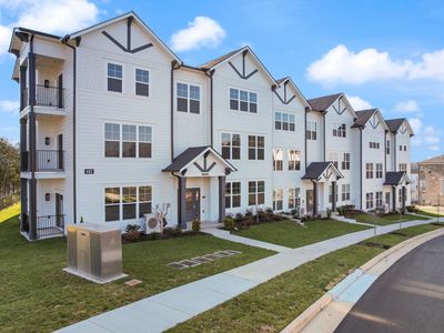 482 Portsdale Dr #3