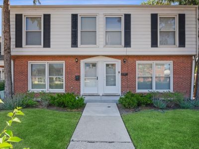 901 Waukegan Rd Unit B