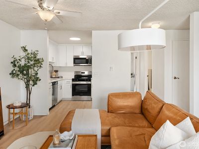 3009 3rd Avenue W #6