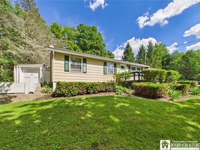 1117 Old Rock City Rd