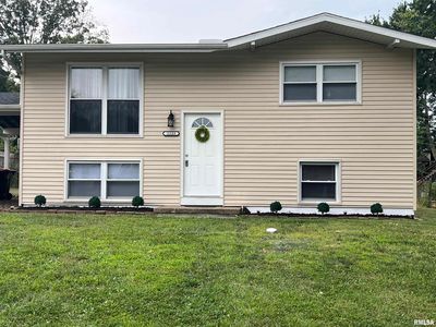 2233 E Linnhill Ln