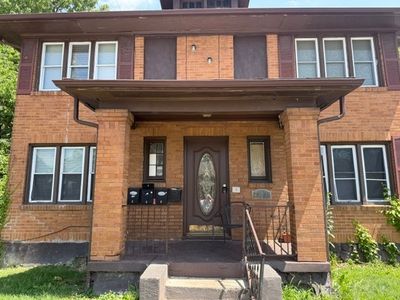2010 Auburn Ave