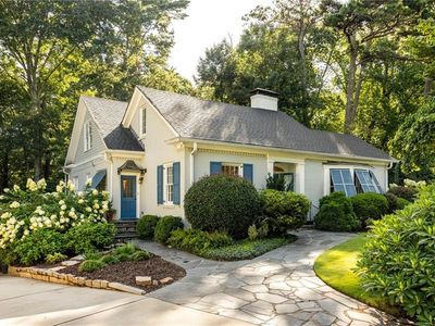 373 Glenn Cir