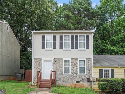 2058 Charter Ln