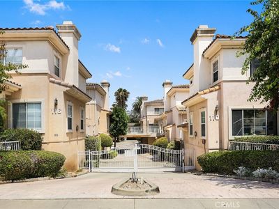 118 N Marengo Ave APT C