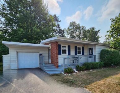 8716A Pennsylvania St