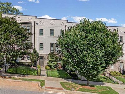 6097 Boylston Dr