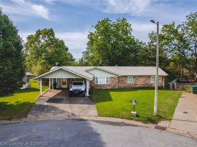 34 Redwood Dr
