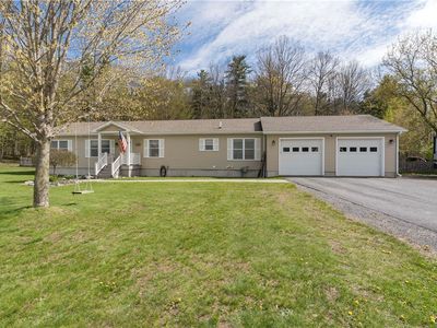 104 Ambrose Dr