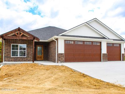 370 Davis Ct