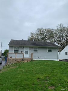 412 Macdougall Dr