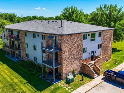 525 Nelson St NE