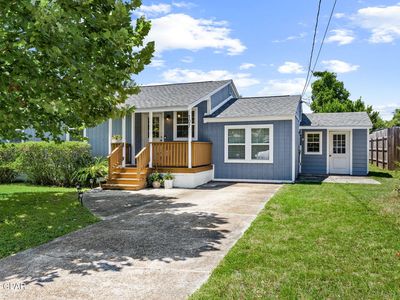 107 N Claire Dr