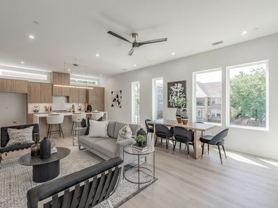 5320 Reiger Ave #103