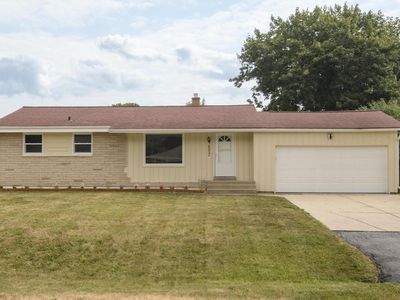 8052 N 65th STREET