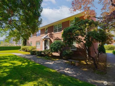 306 E 12th Street #C