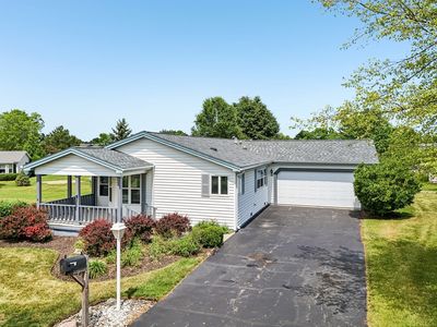 335 Belmont Ct