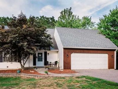 17 Horizon Avenue