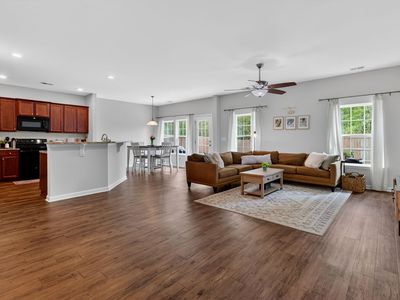 131 Lakestone Rd