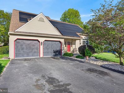 Property at 325 Olde Hickory Rd, Mount Wolf, PA