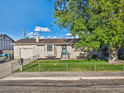 3982 Teal Ave