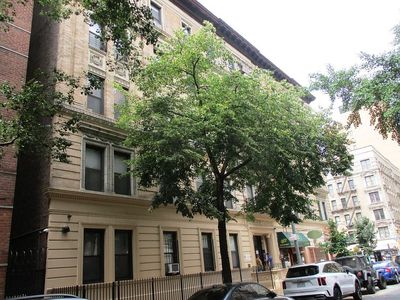 170 W 85th St APT 1EF