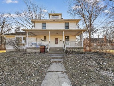 1461 Kinney Ave