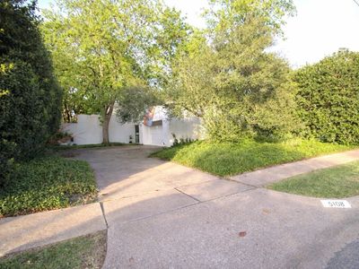 5108 Maple Springs Blvd