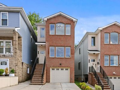 1603 71st St