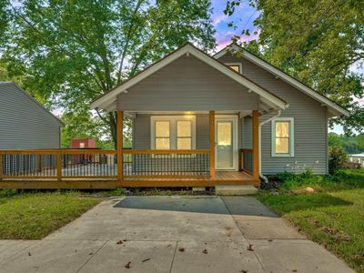 217 2nd St