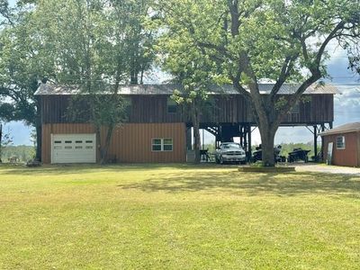 1825 S Lake Ferguson Rd