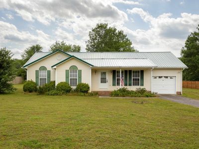 Property at 102 Shoals Paradise Dr, Florence, AL