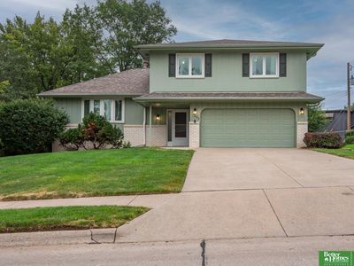 1602 Lawrence Ln