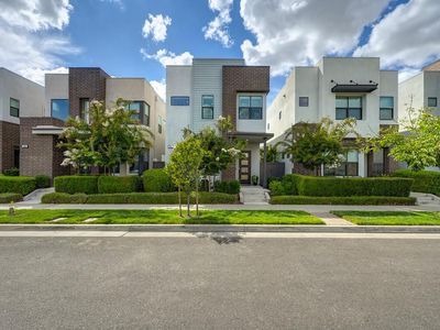 142 Fonseca St