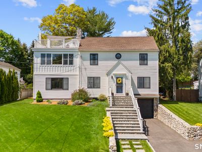 82 Lee Drive