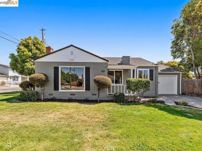2107 Lessley Ave