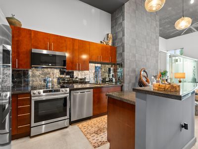 300 S Australian Avenue #103