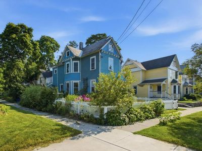 245 Loomis Street