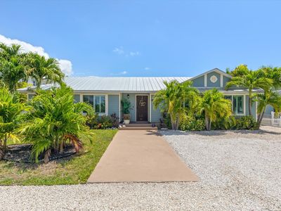 5 Emerald Dr