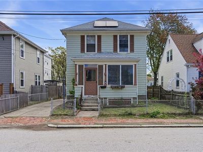 87 Elder St
