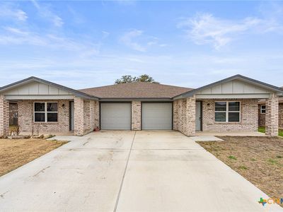 1806 Castroville Trl